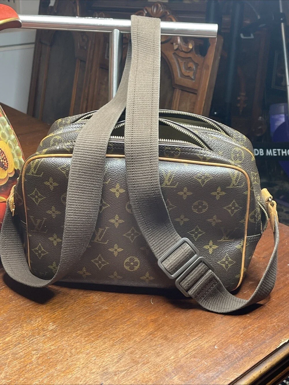 Authentic LOUIS VUITTON Reporter PM Monogram SP1012 Shoulder Bag
